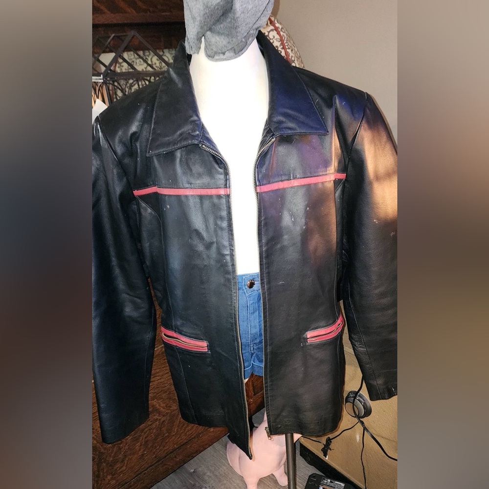 Women’s Leather jacket Blk w/red trim 3X